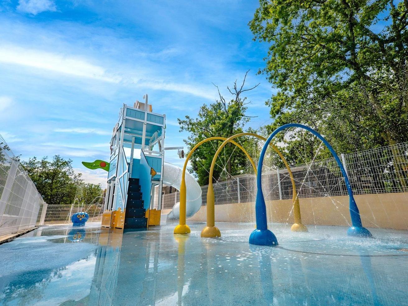 Camping Ares Dış mekan fotoğraf